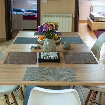 Apartament Wizard House